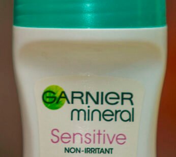 Garnier Mineral Sensitive Non-Irritant Roll-On