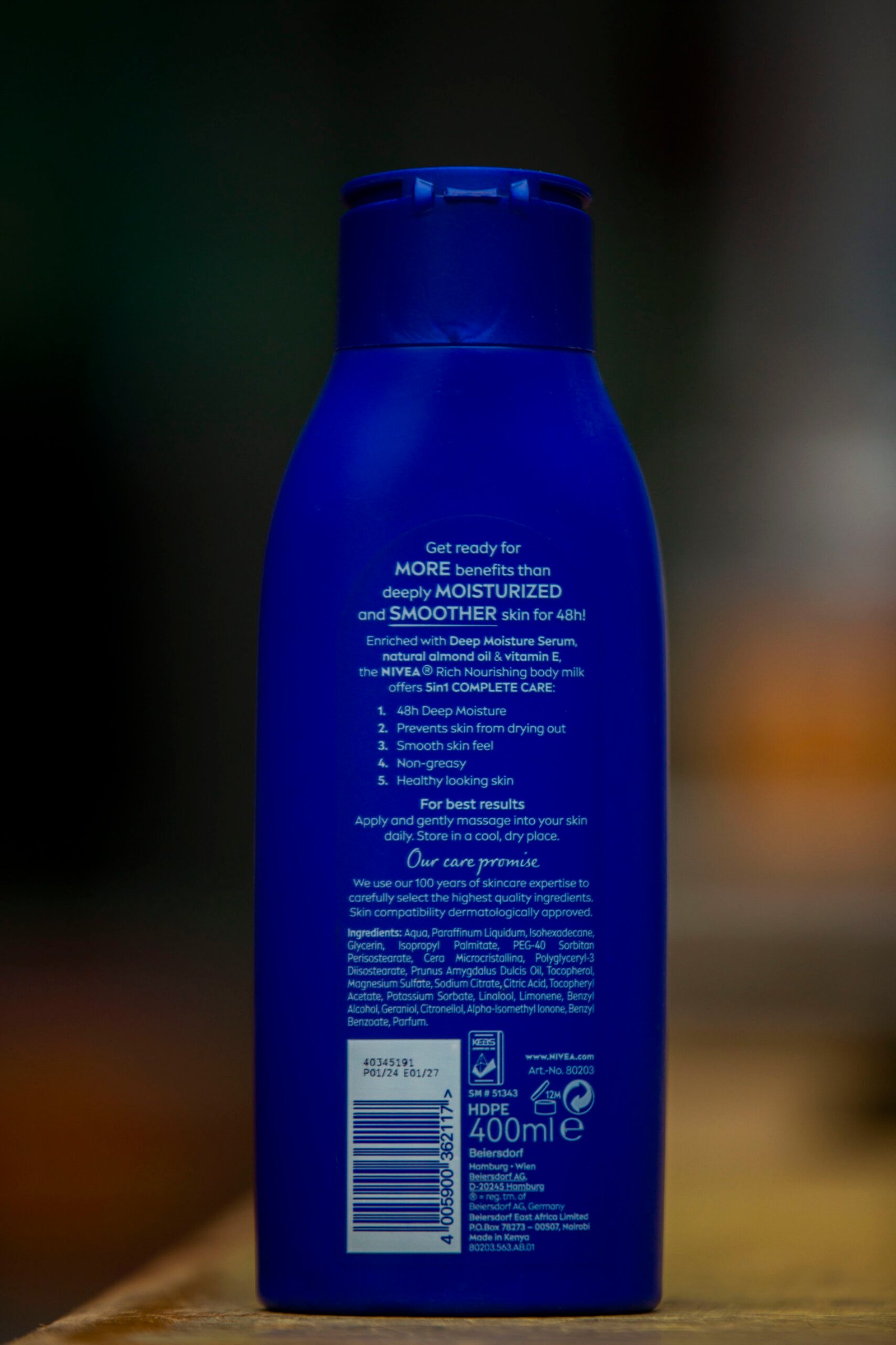 NIVEA Rich Nourishing Body Milk. - Image 2