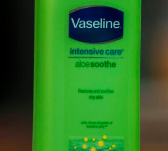 Vaseline Aloe Soothe