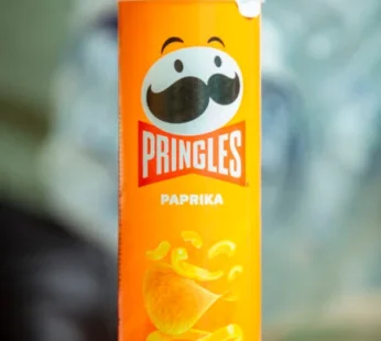 PRINGLES PAPRIKA POTATO CRISPS