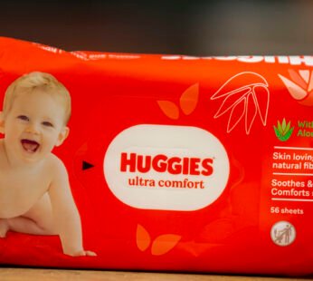 HUGGIES UTRA COMFORT WITH ALOVERA  WIPES